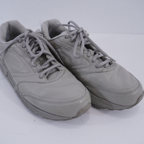 BROOKS RUNNING Addiction Walker Shoe Bone 9.5 - Picture 1 of 8